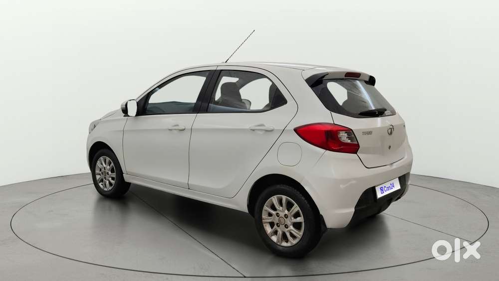 Tata Tiago 1.2 Revotron Xza, 2017, Petrol