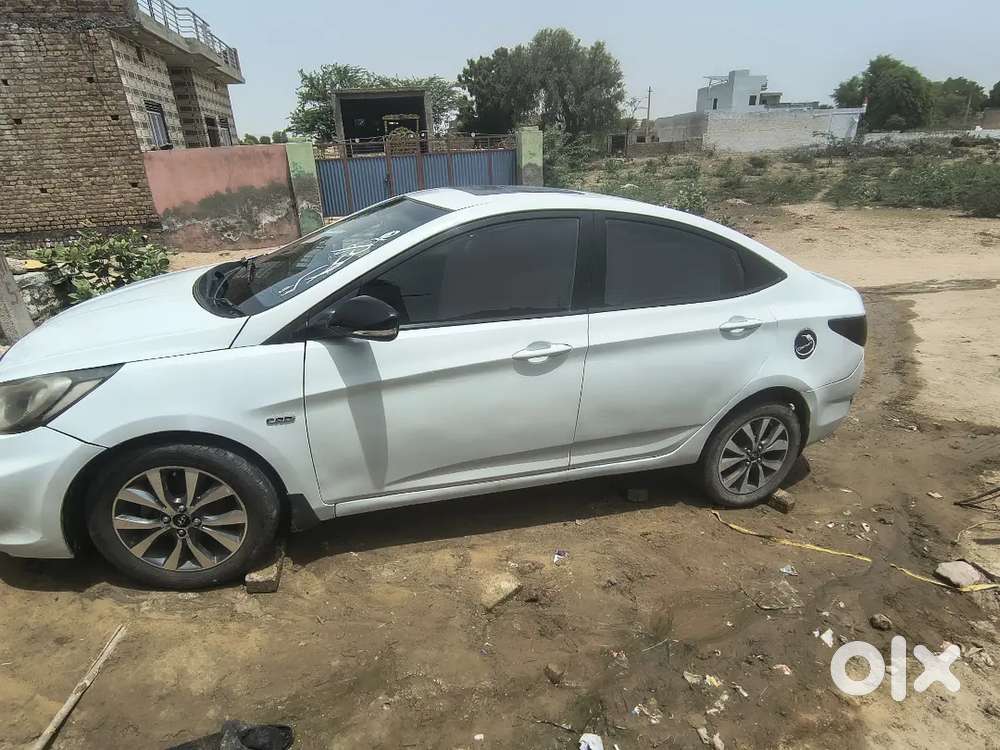 Hyundai Fluidic Verna 2013
