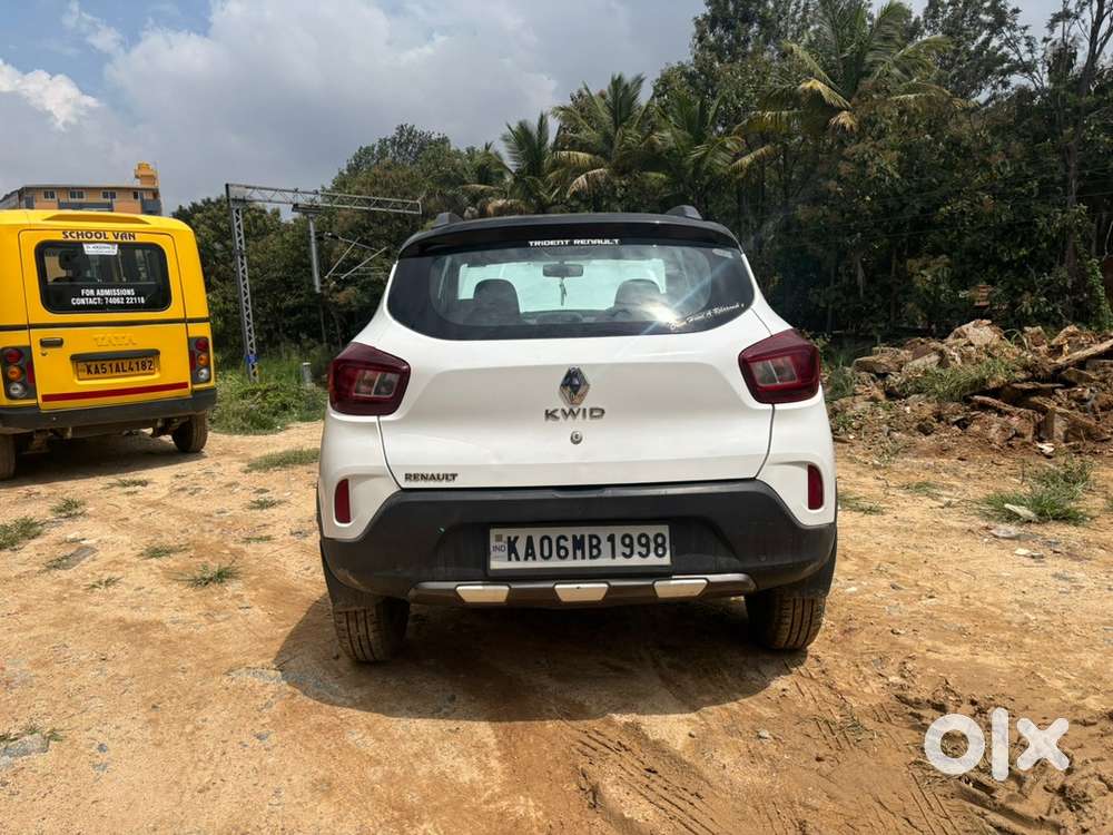 2023 Renault Kwid Petrol Automatic Dual Tone