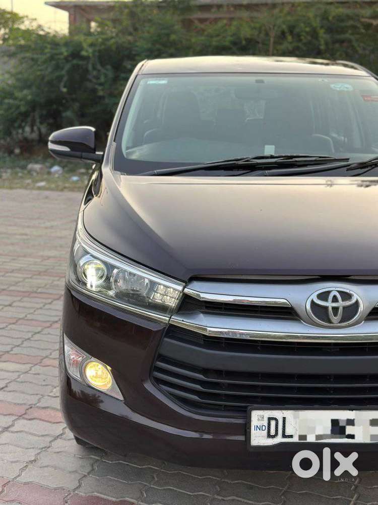 Toyota Innova Crysta 2.4 Vx Mt 8s, 2017, Diesel