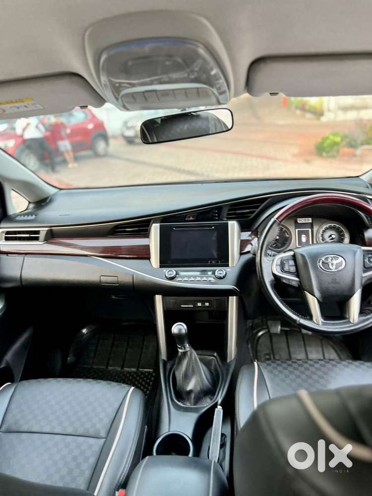 Toyota Innova Crysta 2.4 V, 2018, Diesel