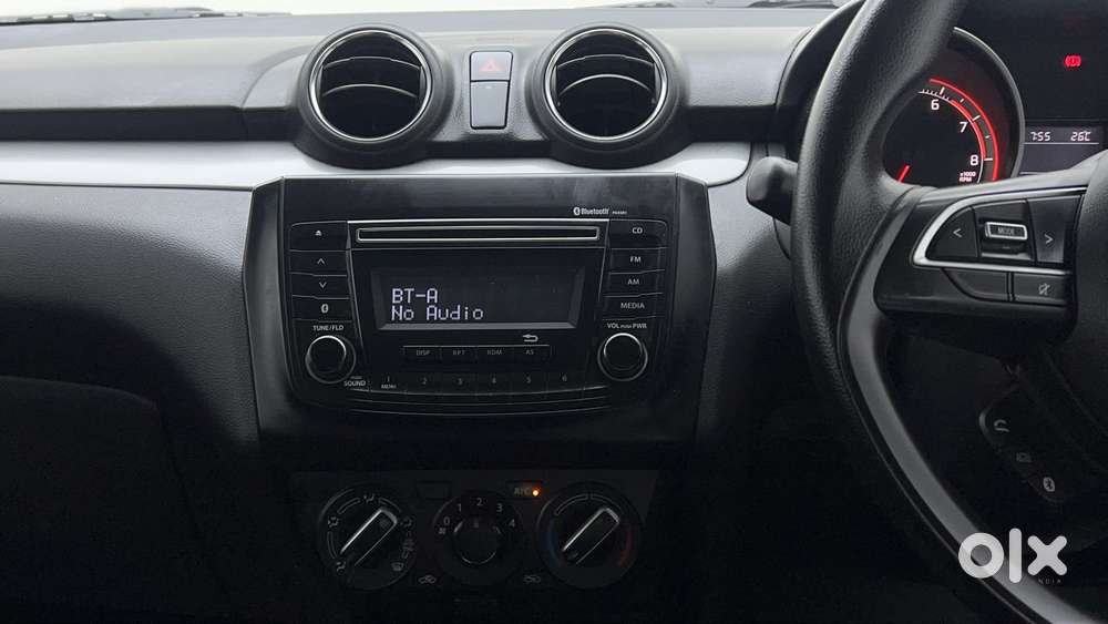 Maruti Suzuki Swift Amt Vvt Vxi, 2018, Petrol