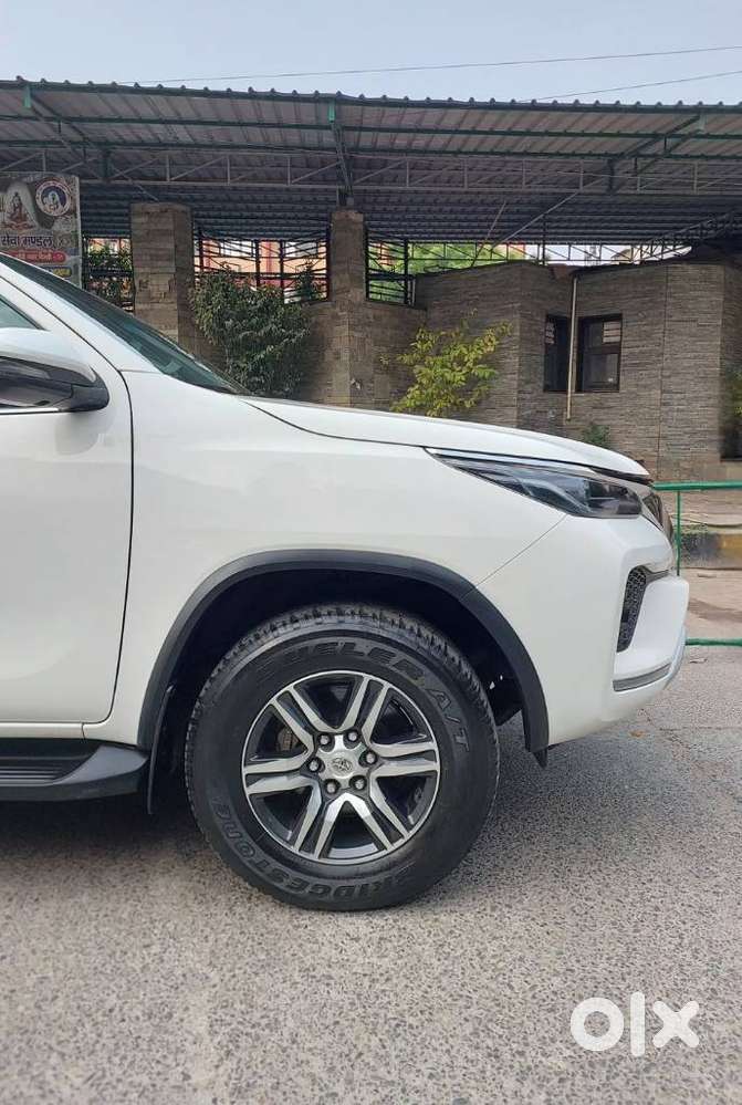 Toyota Fortuner 4x2 At 2.7 Petrol, 2024, Petrol