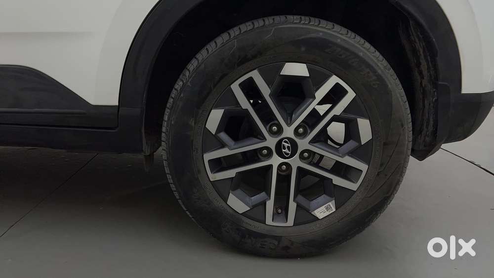 Hyundai Venue 1.0 Sx (o) Turbo Dct, 2023, Petrol
