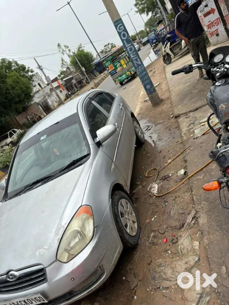 Hyundai Verna 2010 Petrol Well Maintained