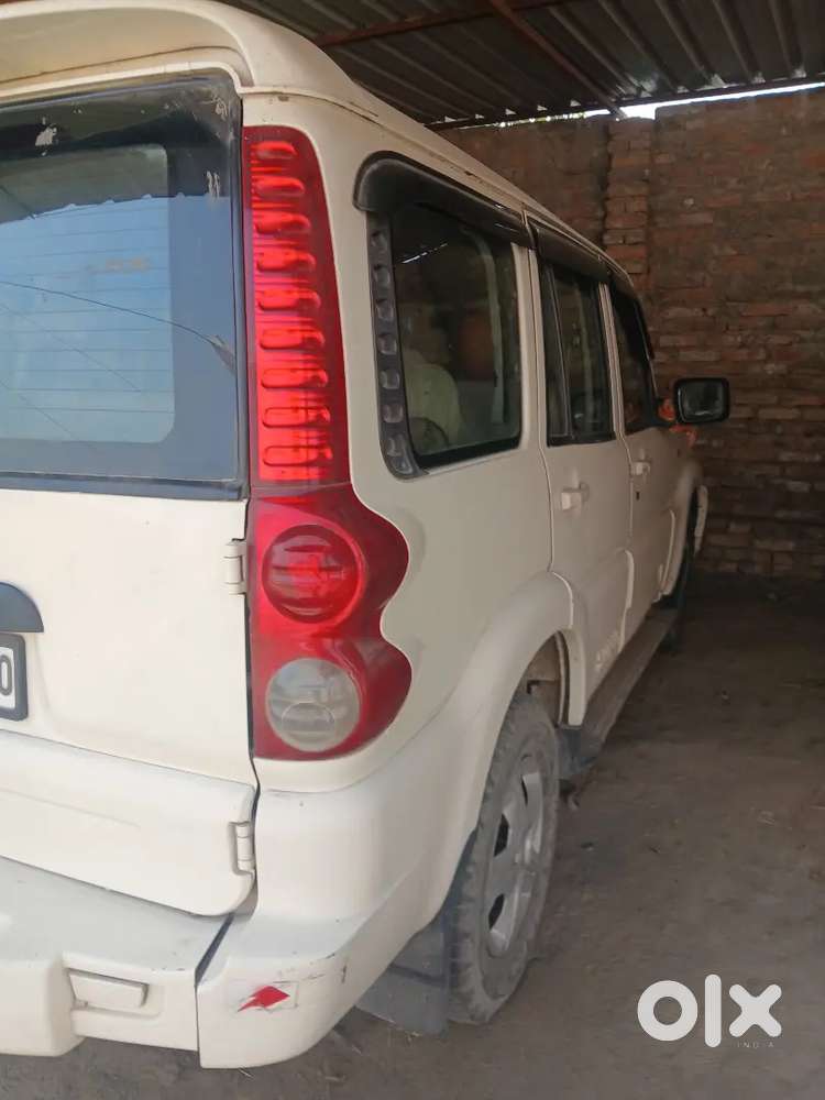 Mahindra Scorpio 2010 Diesel 90000 Km Driven