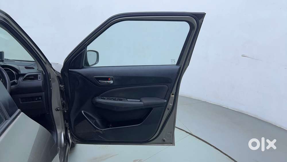 Maruti Suzuki Swift Amt Vvt Vxi, 2018, Petrol