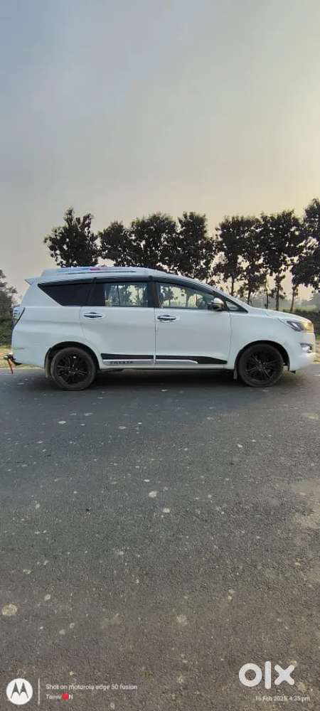 Toyota Innova Crysta 2016 Diesel 4th Owner