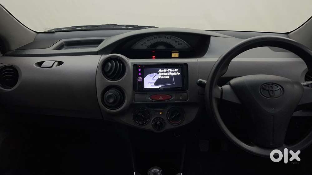 Toyota Etios 2010-2012 G, 2011, Petrol