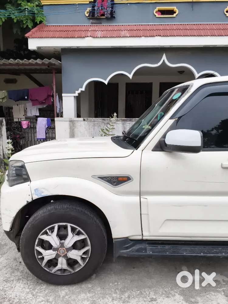 Mahindra Scorpio 2016 Diesel Well Maintained