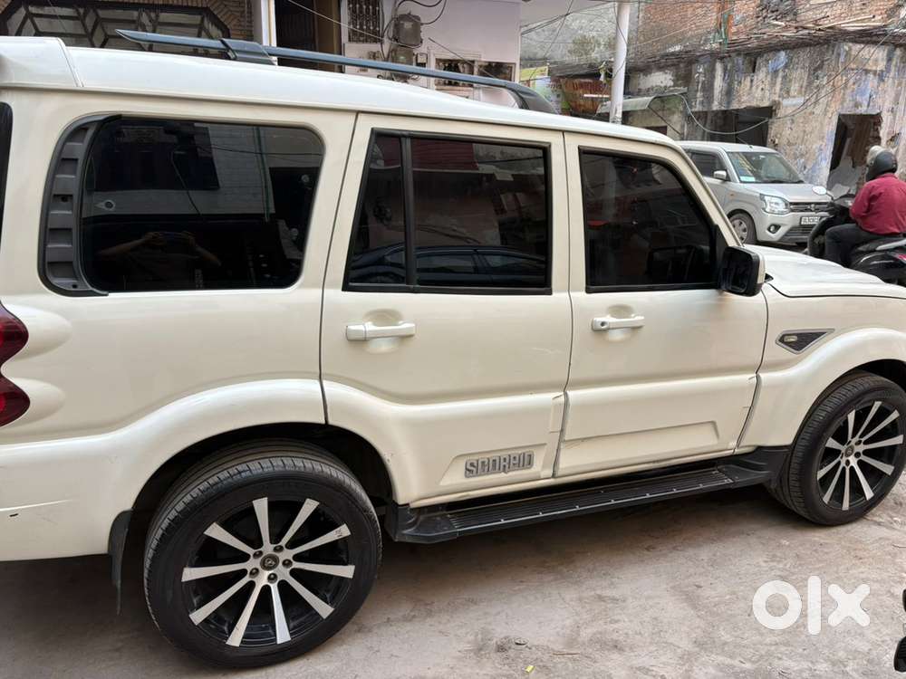 Mahindra Diesel Car 2018