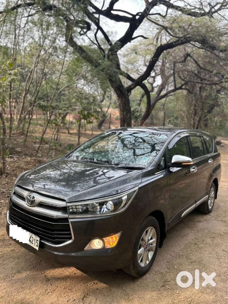Toyota Innova Crysta