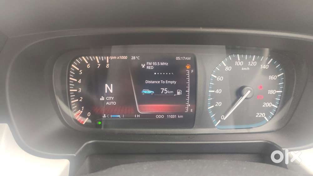 Tata Punch 1.2 Revotron Creative Ira Amt Kaziranga Edition, 2024, Pe..