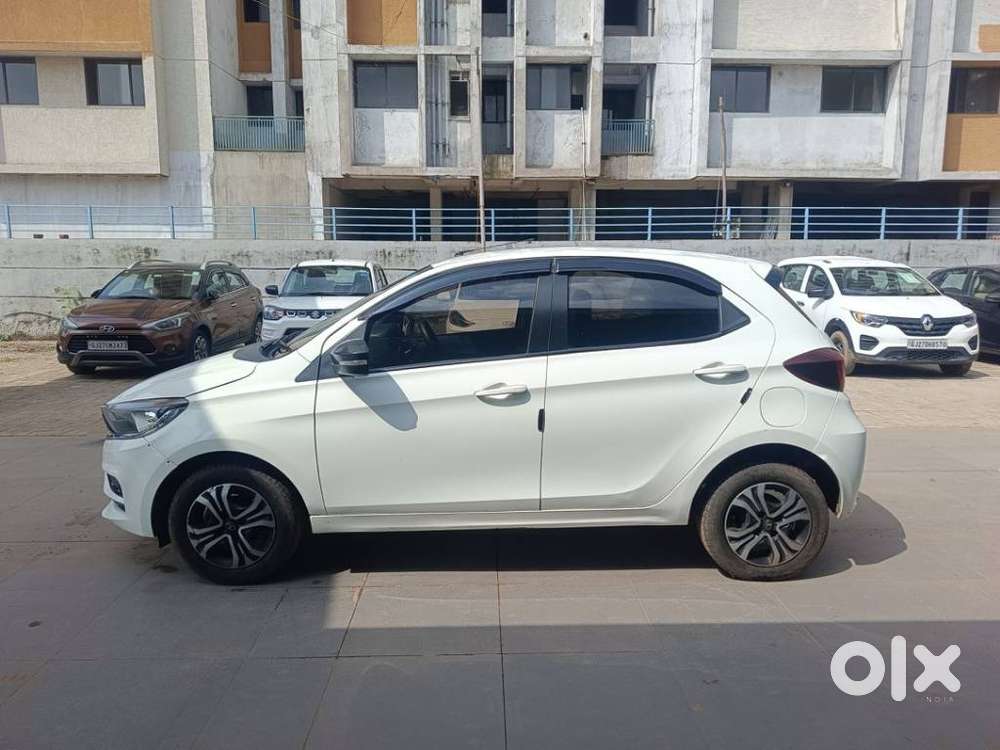 Tata Tiago 1.2 Revotron Xt Cng, 2022, Cng & Hybrids