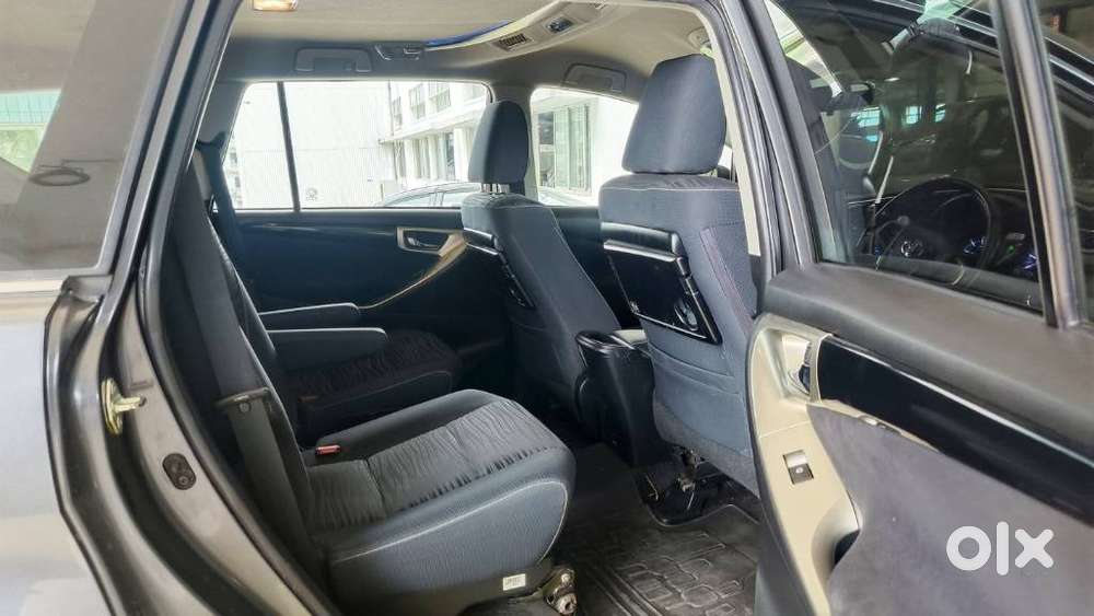 Toyota Innova Crysta [2020-ongoing] 2.4 Vx 7 Str, 2020, Diesel