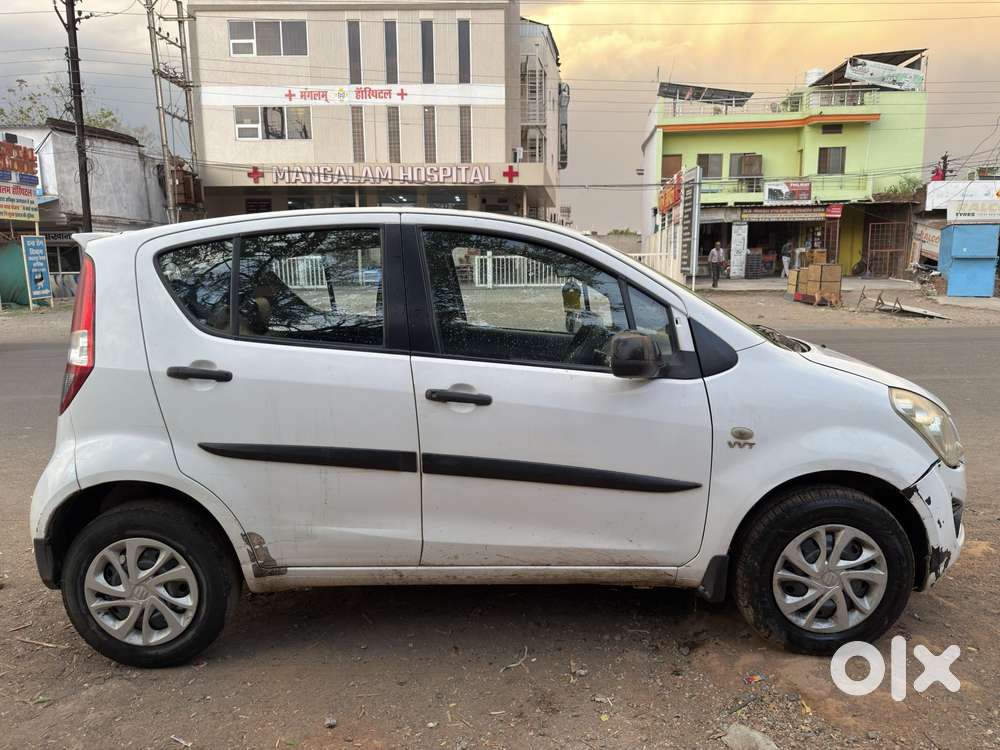 Maruti Suzuki Ritz Vxi Genus, 2014, Petrol