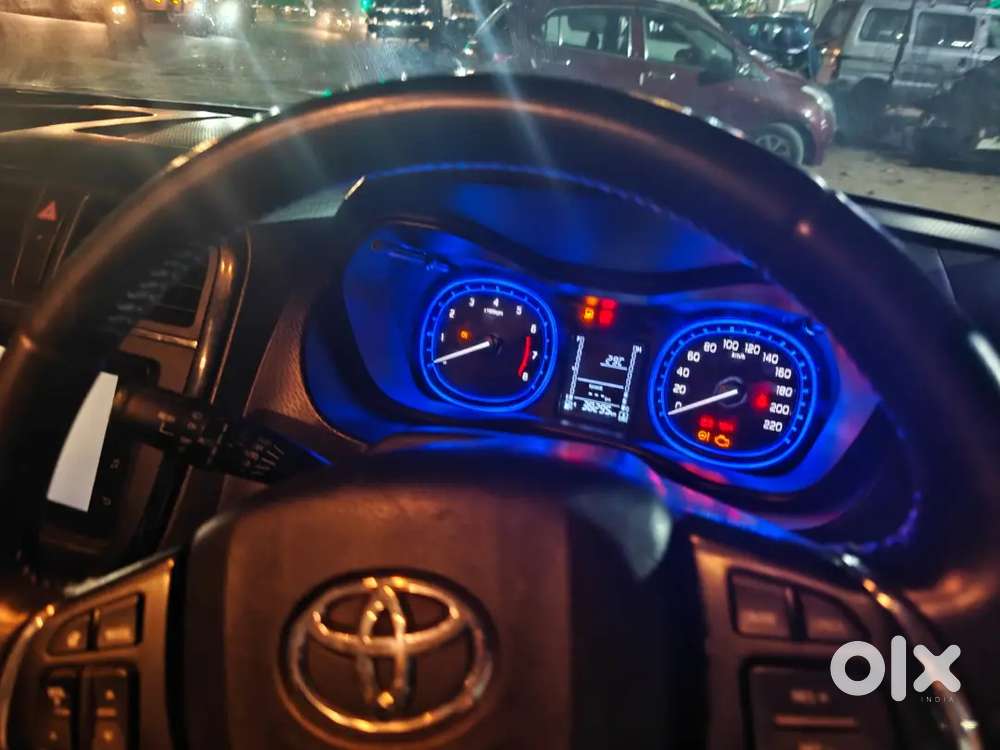 Toyota Urban Cruiser 2022 Petrol 32295 Km Driven