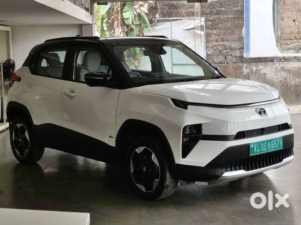 Tata Punch Ev Empowered Plus Lr, 2024