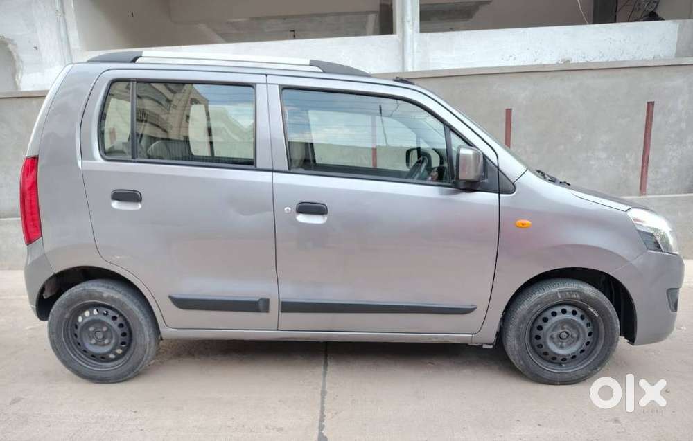 Maruti Suzuki Wagon R Amt Vxi, 2016, Petrol