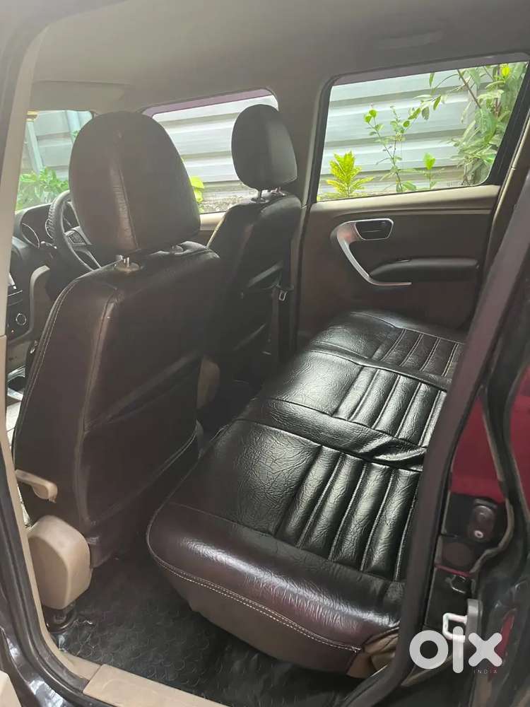 Mahindra Tuv 300 2019