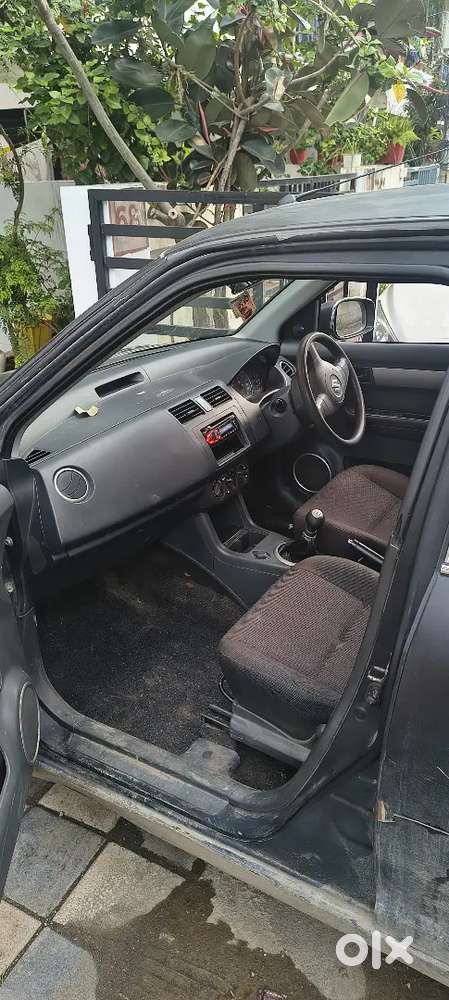 Maruti Suzuki Swift Vxi 2005