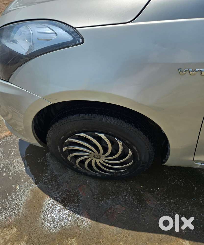 Maruti Suzuki Swift Dzire Vxi(o) Mt, 2016, Cng & Hybrids