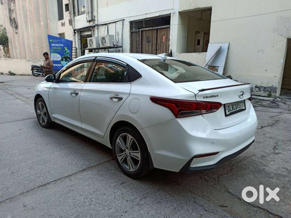 Hyundai Verna 1.6 Sx (o) Crdi At, 2018, Petrol