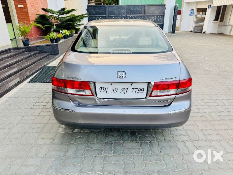 Honda Accord 2.4 Manual, 2006, Petrol