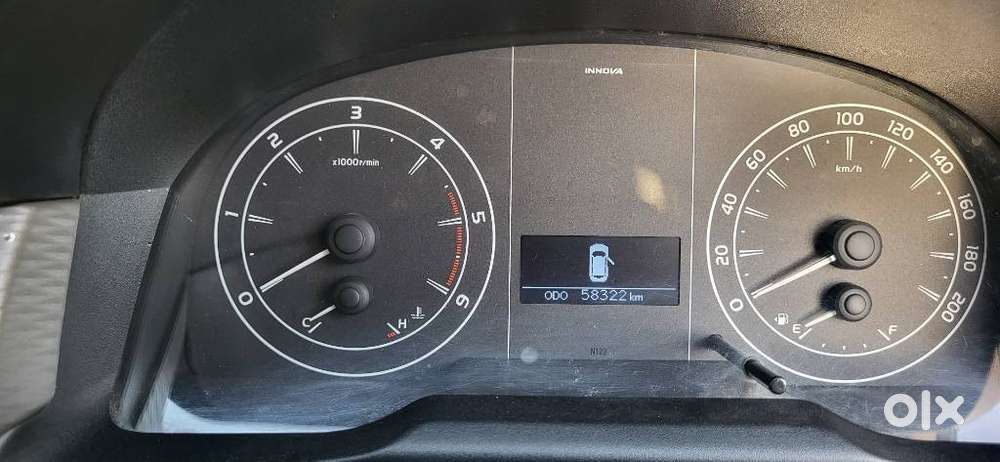 Toyota Innova Crysta 2.4 G Mt 7 Str, 2022, Diesel