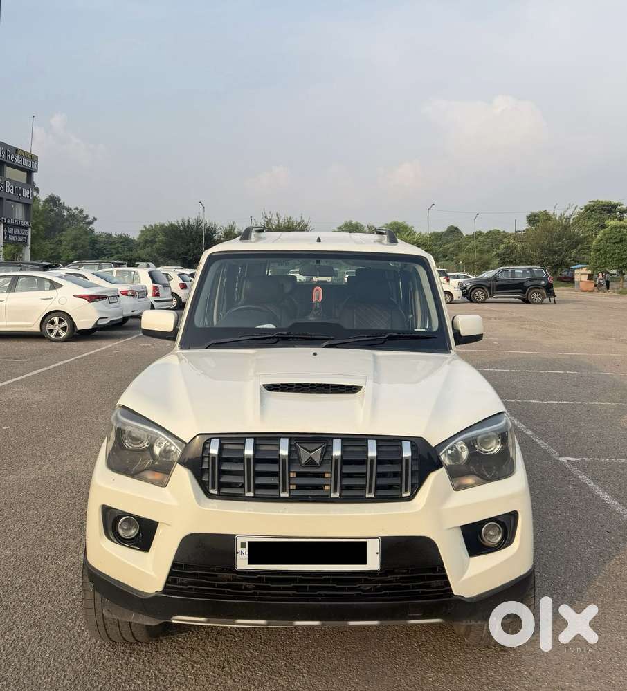 Mahindra Scorpio Classic 2.2 S 11 Mt 7 Str, 2018, Diesel