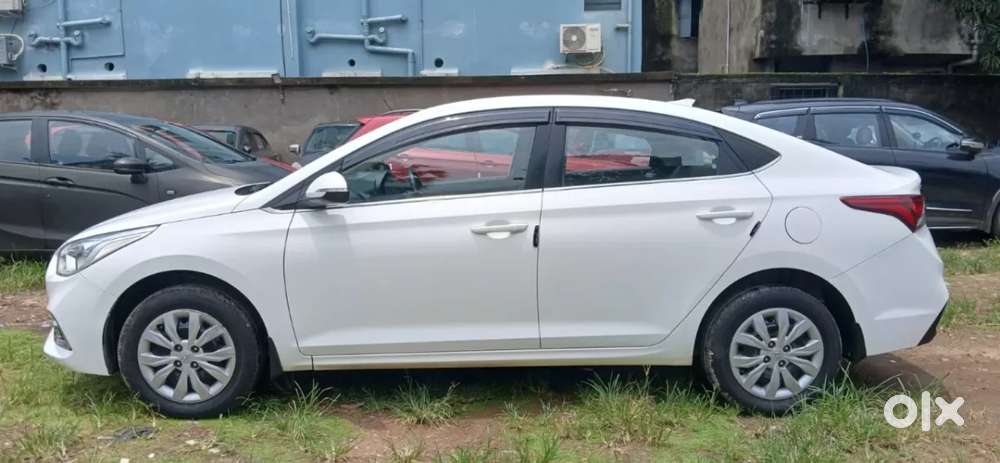 Hyundai Verna 1.4 Vtvt Ex, 2019, Petrol