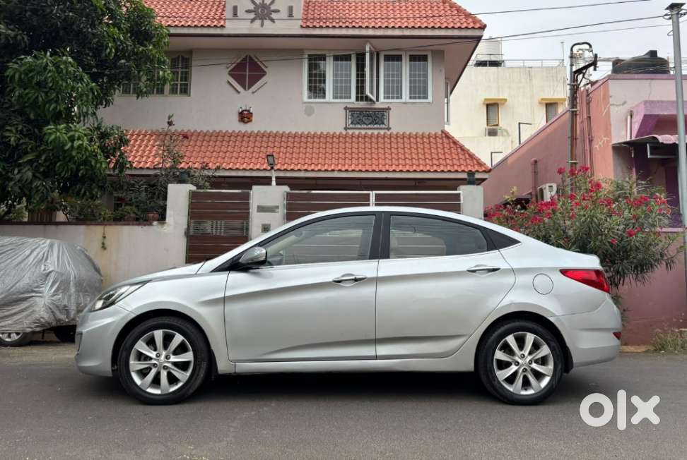 Hyundai Verna 1.5 Sx Ivt, 2013, Petrol