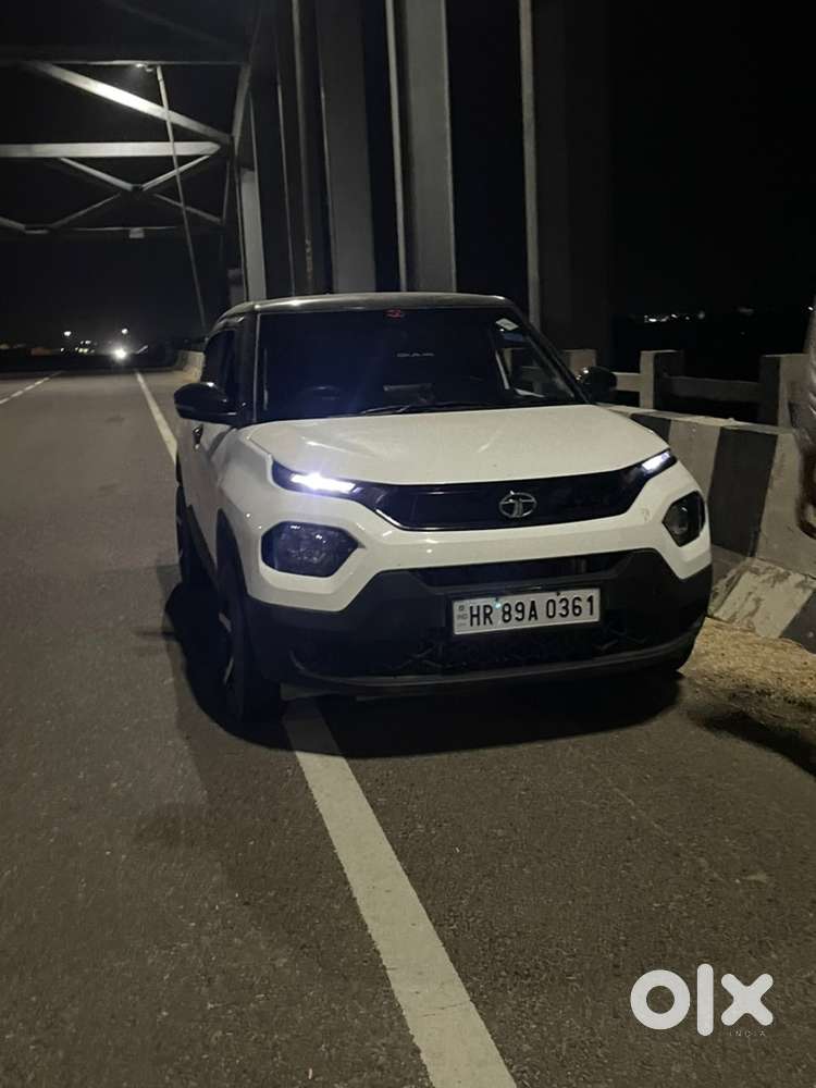 2023 Tata Punch Rhythm Icng
