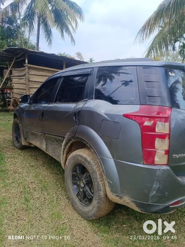 Car For Sell Mahindra Xuv500 2013