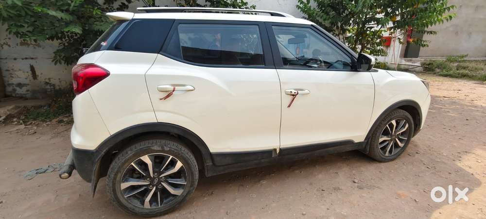 Mahindra Xuv300 W8 Option Dual Tone, 2019, Petrol