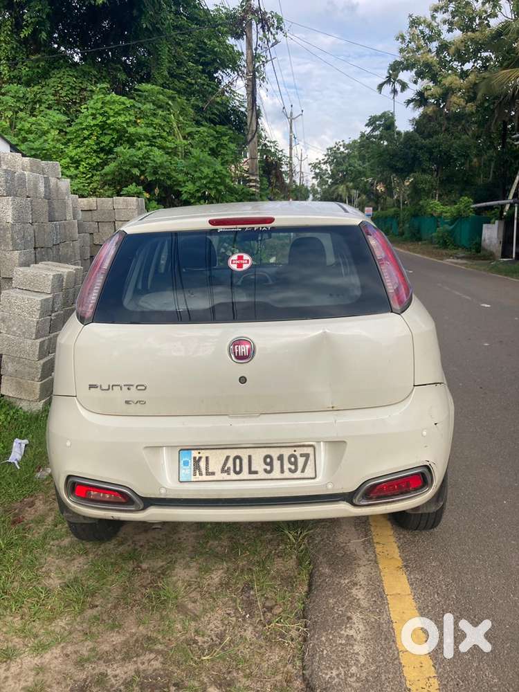 Fiat Punto Evo 2015 Petrol 63721 Km Driven
