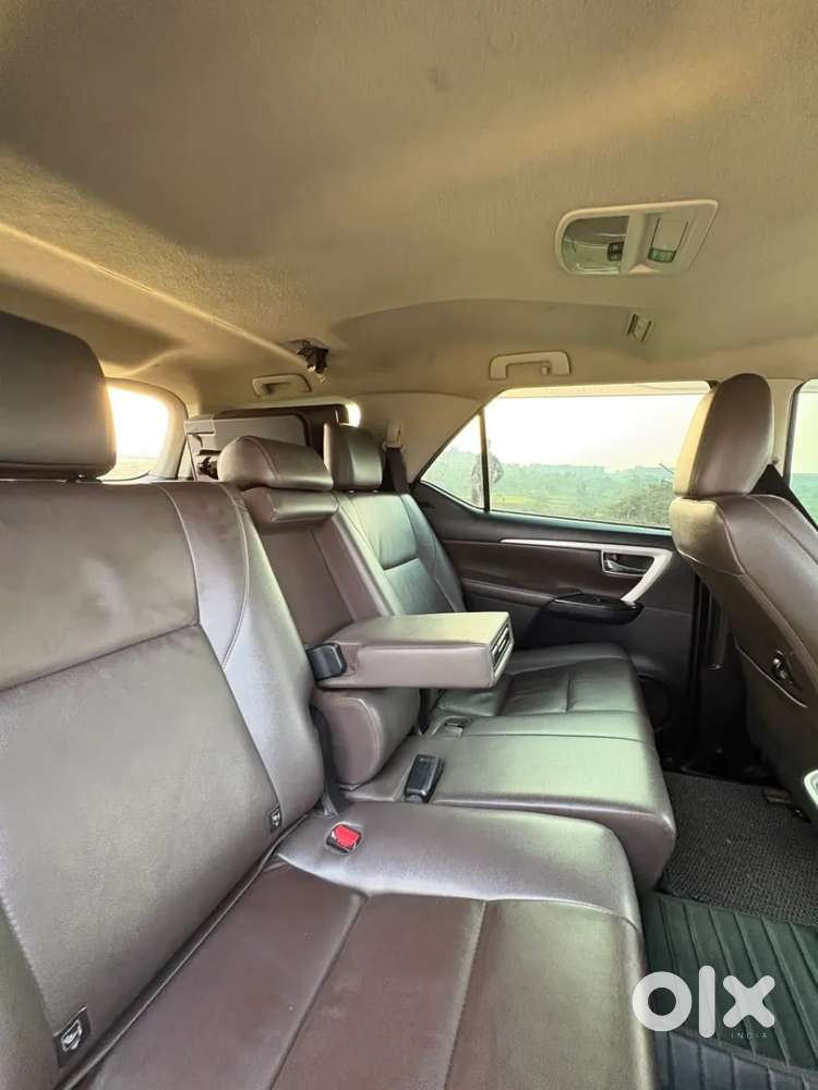 Toyota Fortuner 2.7 2wd At, 2019, Petrol