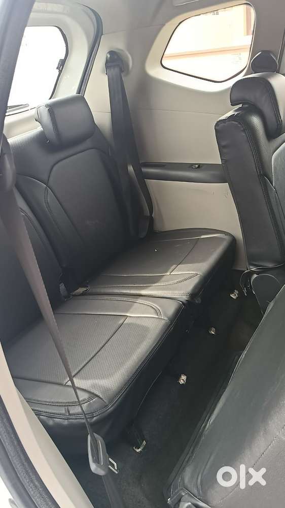Renault Triber 1.0 Rxz Dual Tone, 2019, Petrol
