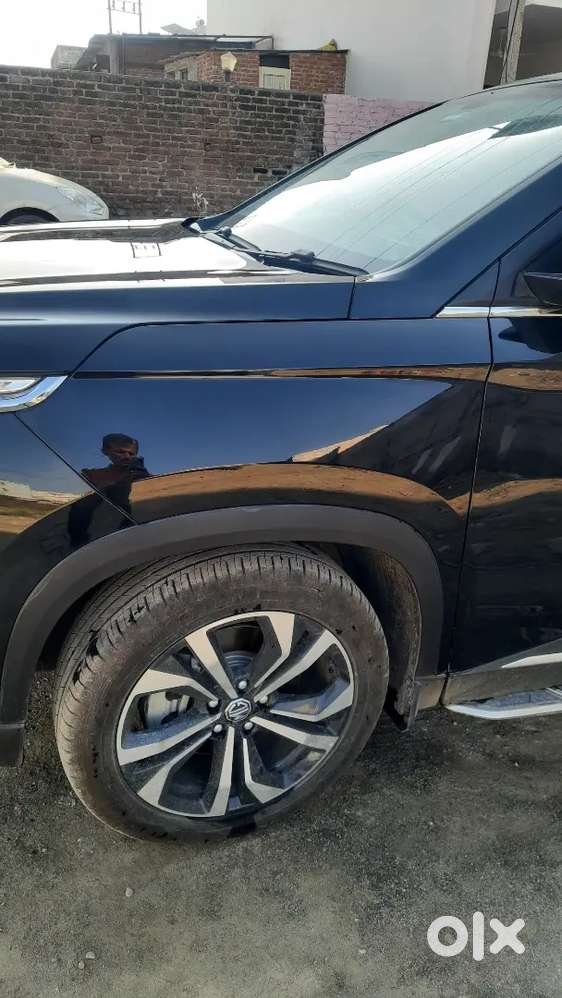 Mg Hector 2024 Petrol 3600 Km Driven