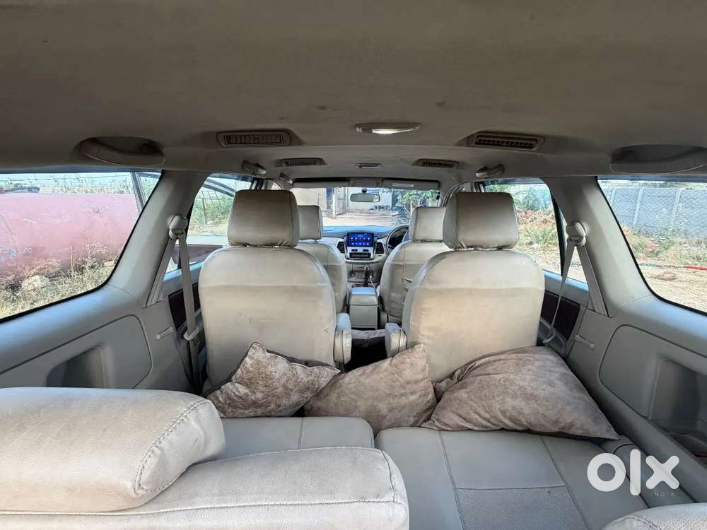Toyota Innova Diesel 2011