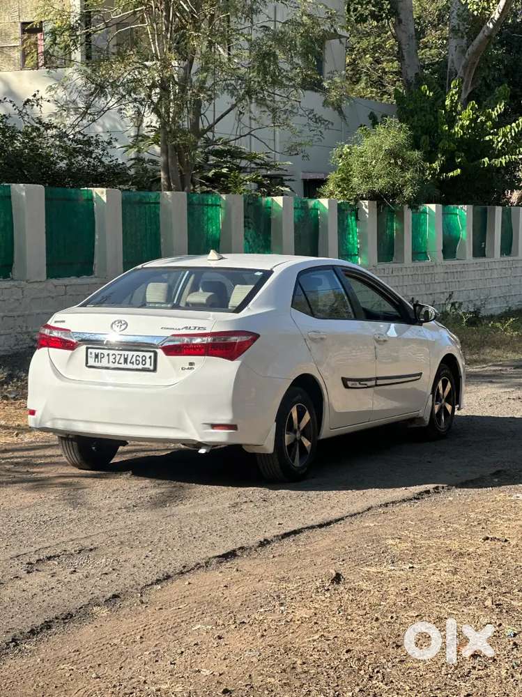 Toyota Corolla Altis 2016 Diesel 54000 Km Driven