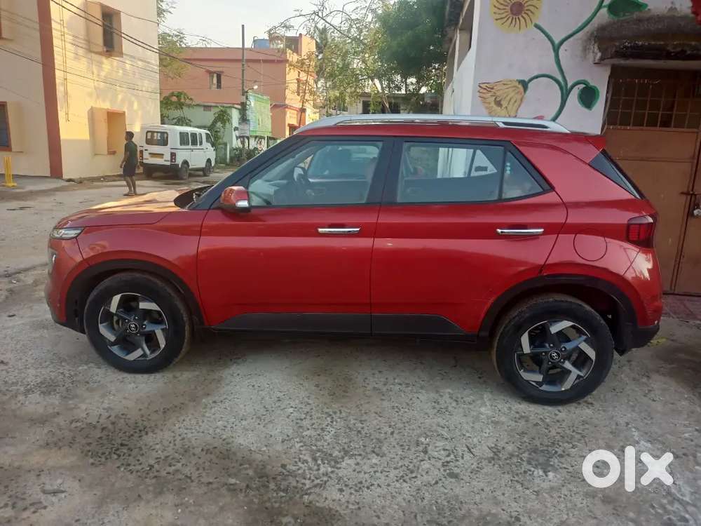 Hyundai Venue 1.0 Sx Turbo Dct 2019 With Sunroof