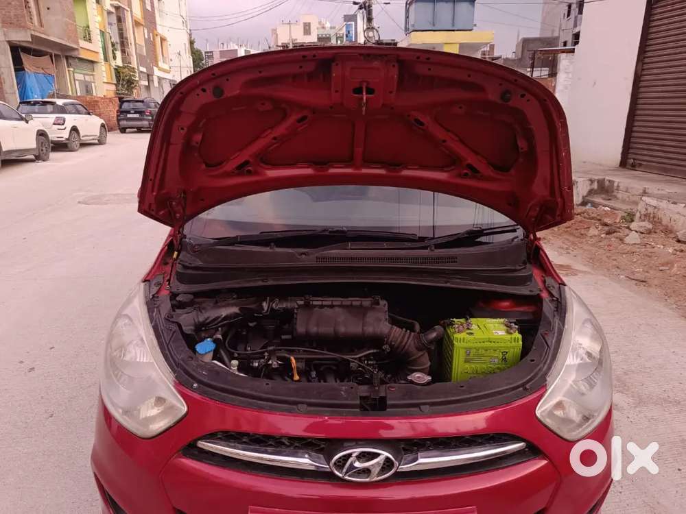 Hyundai I10 Sportz Varient