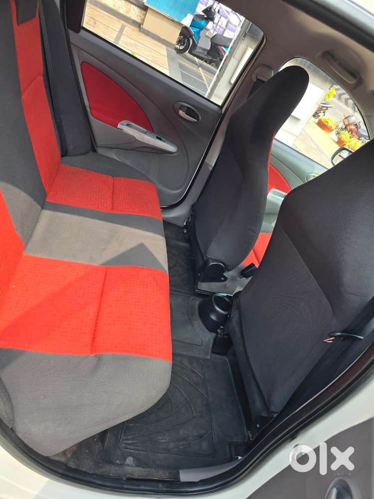 Toyota Etios, 2011, Petrol