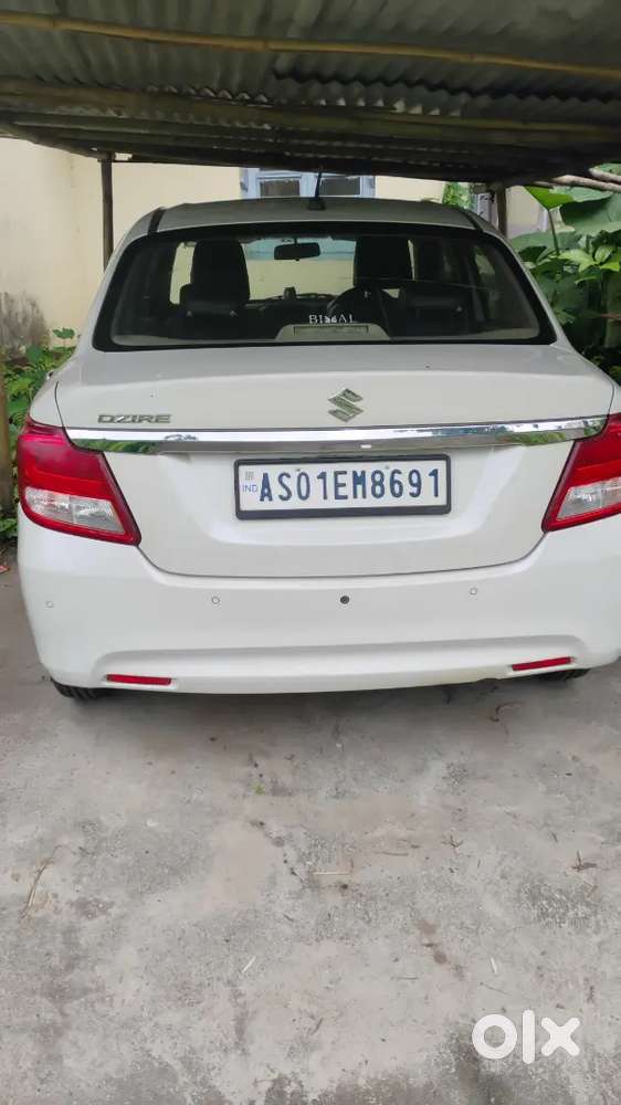 Maruti Suzuki Dzire 2020 Petrol 170000 Km Driven