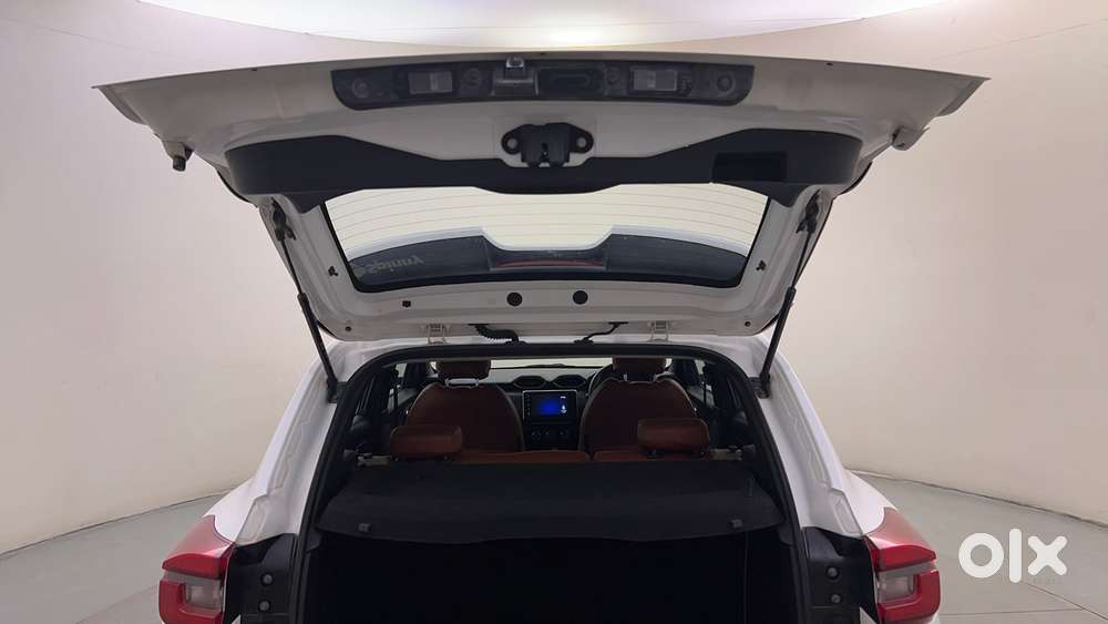 Nissan Magnite 1.0 Xv Premium Turbo, 2022, Petrol