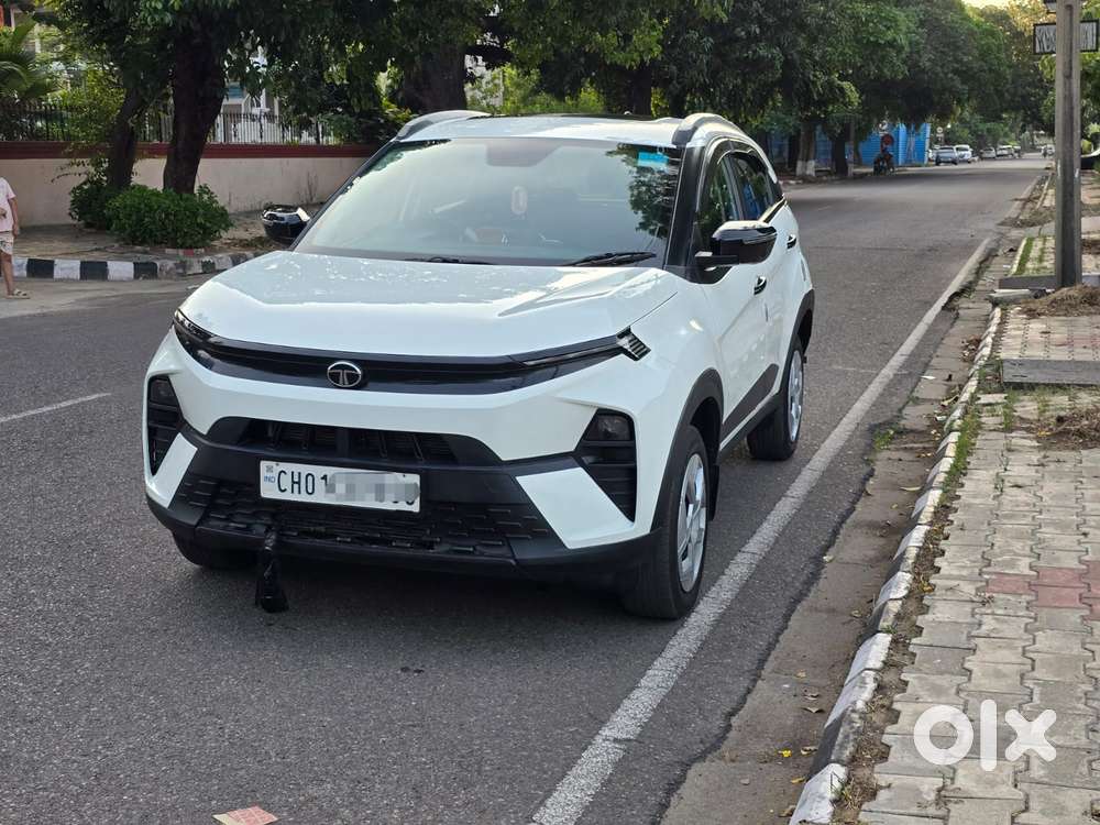 Tata Nexon Fearless Plus S 1.2 Revotron Petrol 6mt Dt, 2024, Petrol