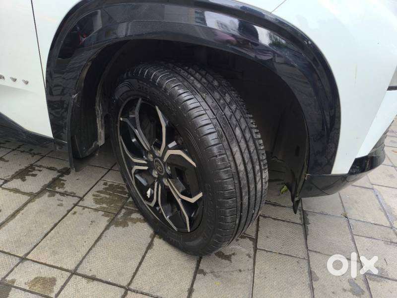 Tata Curvv Creative 1.2 Revotron Petrol 6mt, 2024, Petrol