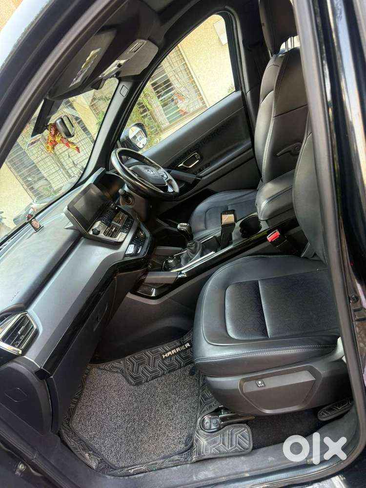 Harrier Xz Plus Dark Edition