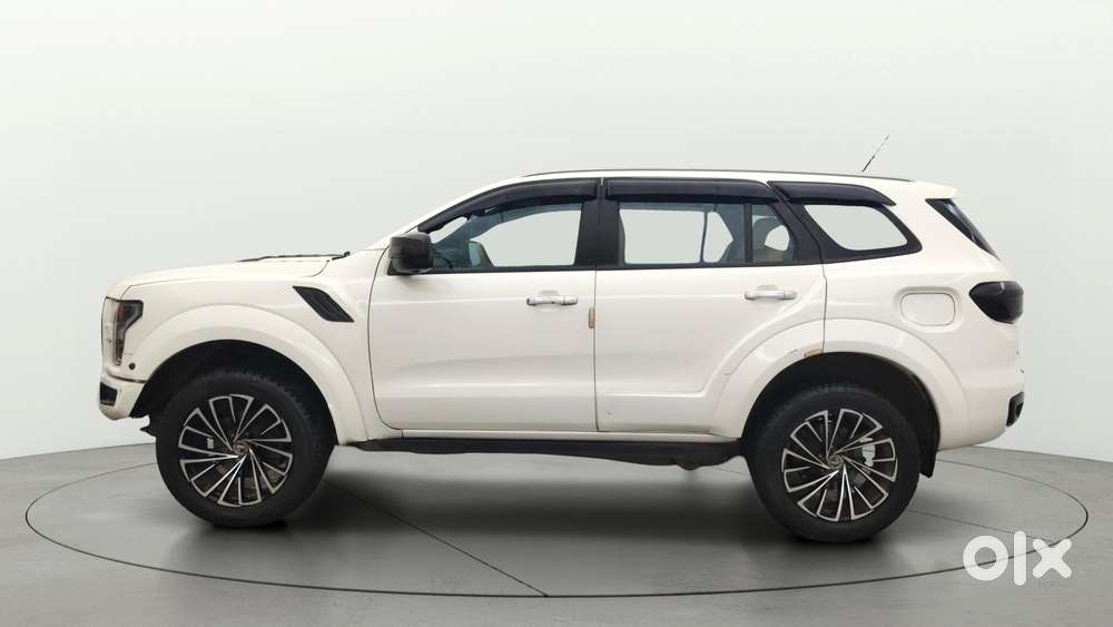 Ford Endeavour 3.2 Titanium 4x4 At, 2016, Diesel